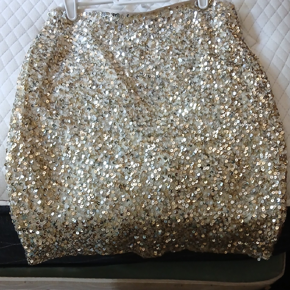 Gold Sequin Bubble Mini Skirt for Cocktail Events
